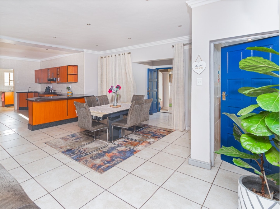 4 Bedroom Property for Sale in Birdwood Estate North West